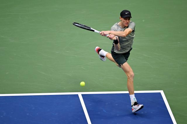 九游社区-辛纳美网重压之下强势夺冠 新硬地之王呼之欲出